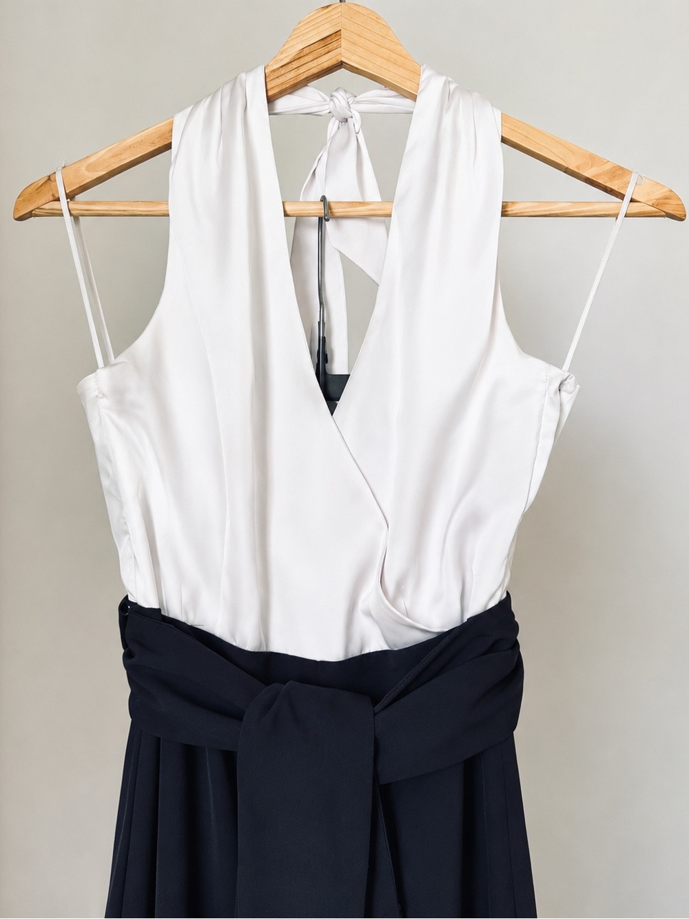 H&M Satin Halter Wide Leg Jumpsuit Black & Ivory Size 4 - Picture 4 of 7
